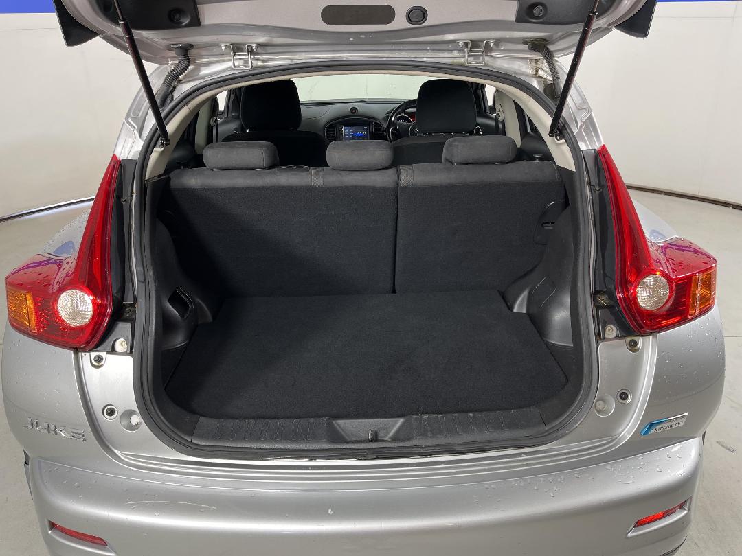 Photo '14' of Nissan Juke Photo '14' of Nissan Juke