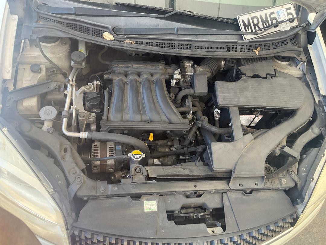 Photo '15' of Nissan Lafesta Photo '15' of Nissan Lafesta