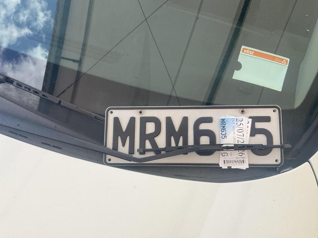 Photo '24' of Nissan Lafesta Photo '24' of Nissan Lafesta