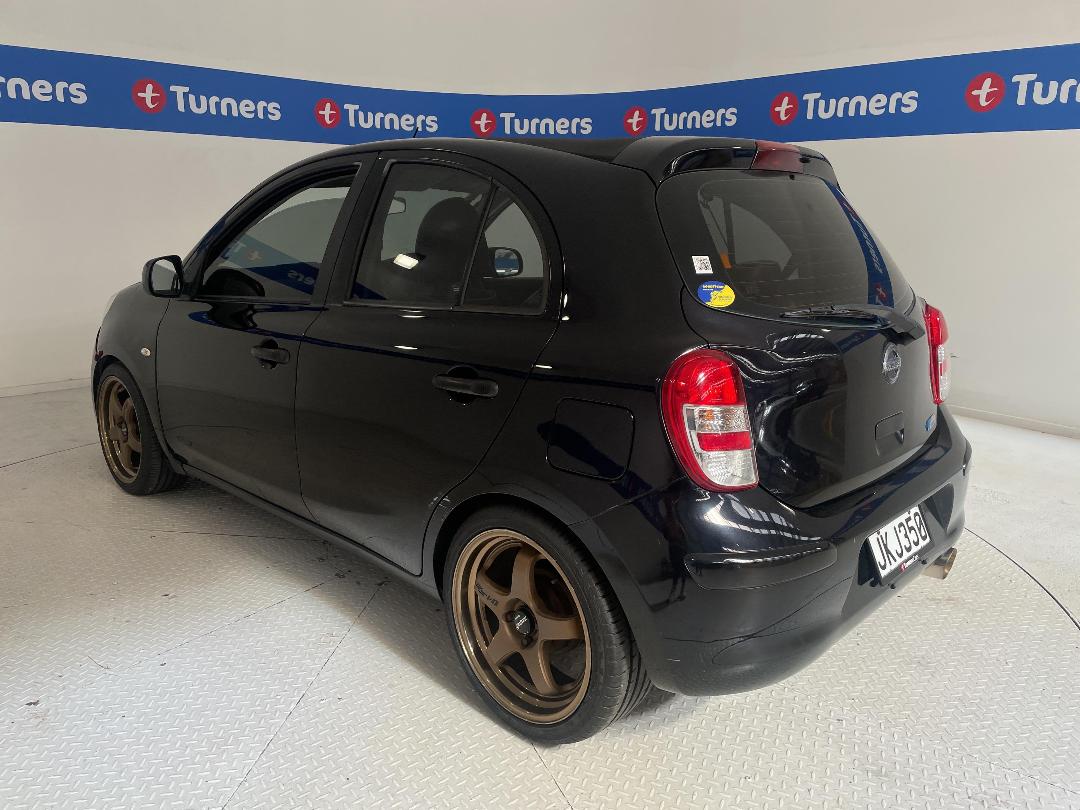 Photo '5' of Nissan March