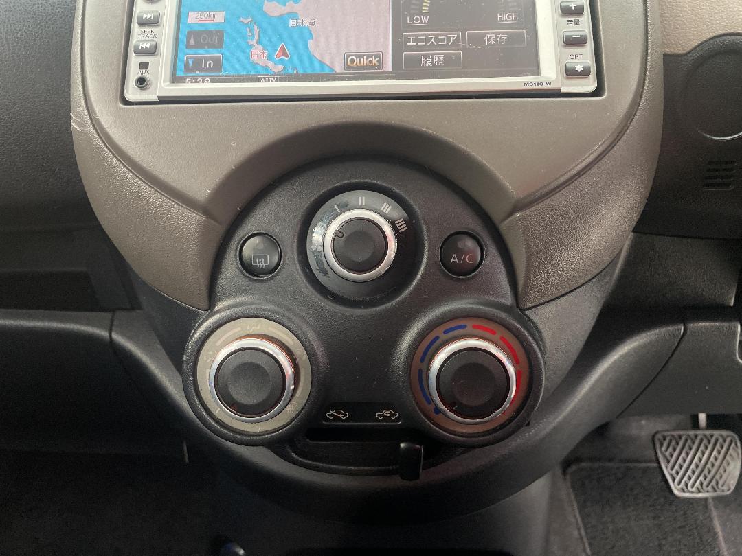 Photo '26' of Nissan March