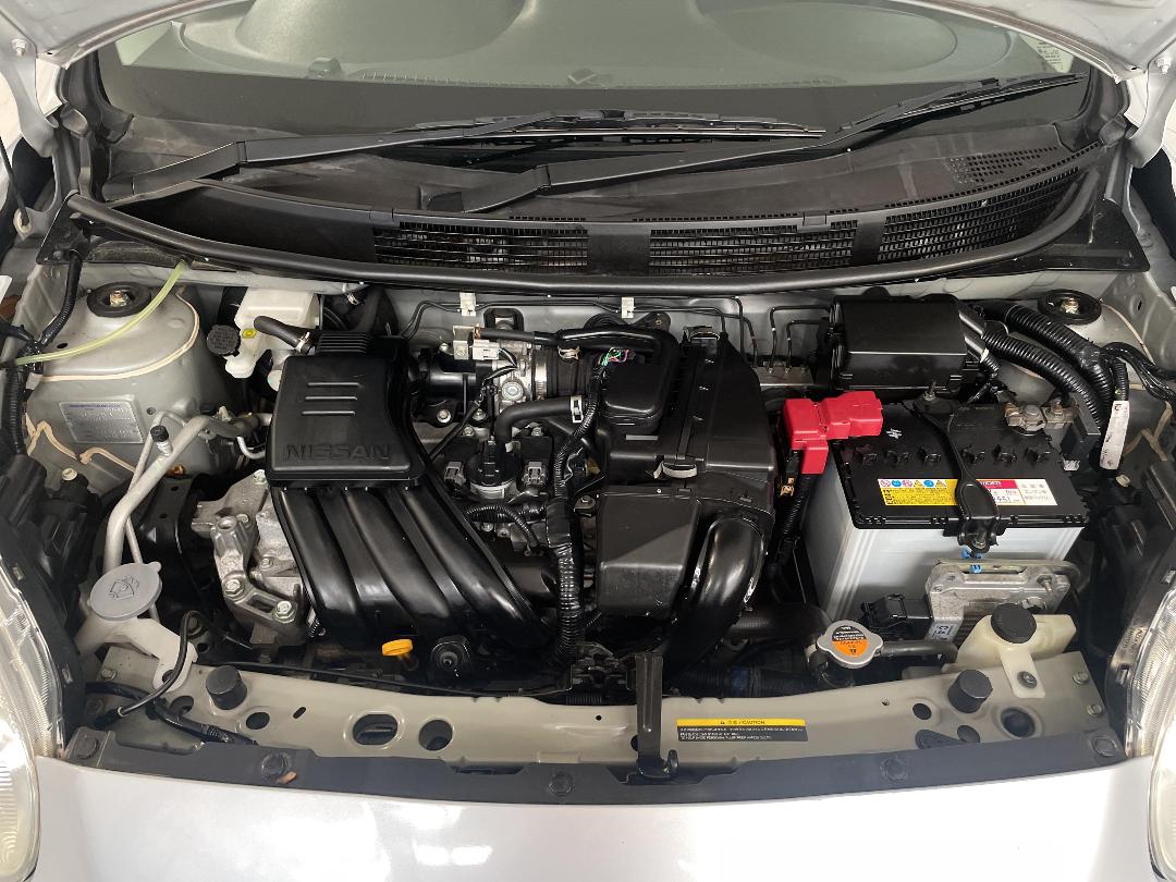 Photo '13' of Nissan March