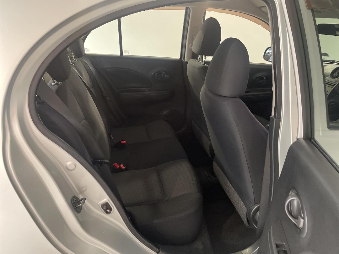 Photo '20' of Nissan March