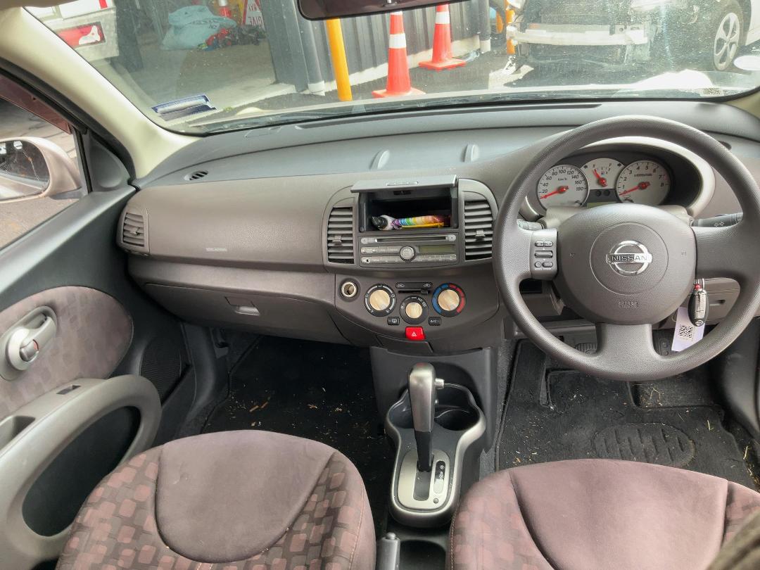 Photo '18' of Nissan March