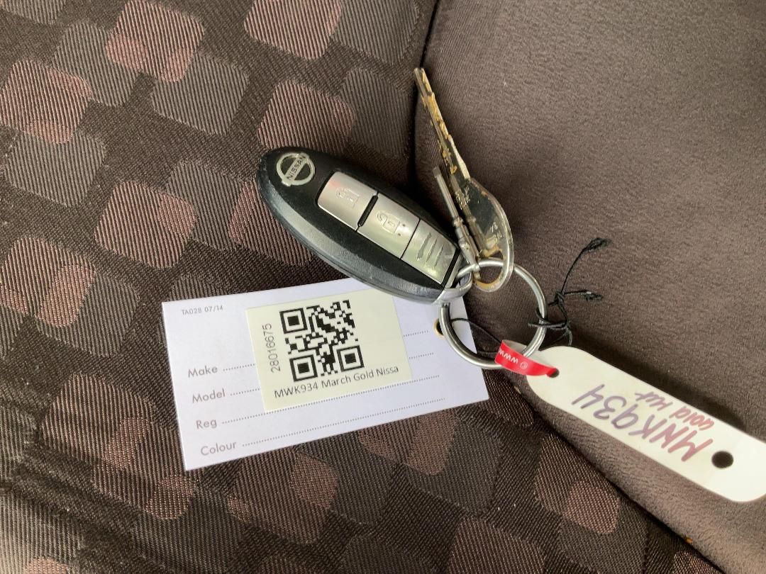 Photo '23' of Nissan March