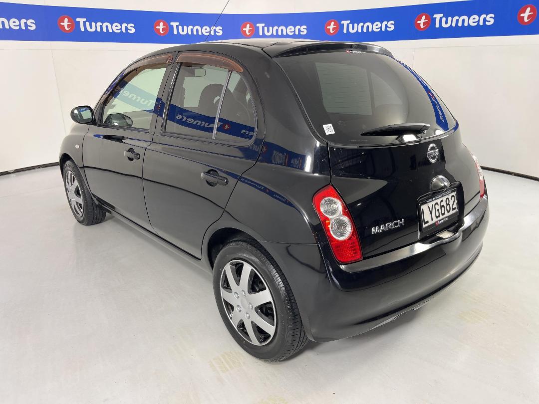 Photo '5' of Nissan March