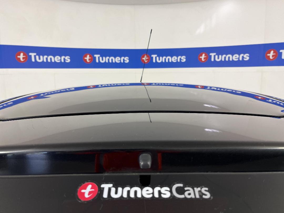 Photo '25' of Nissan March