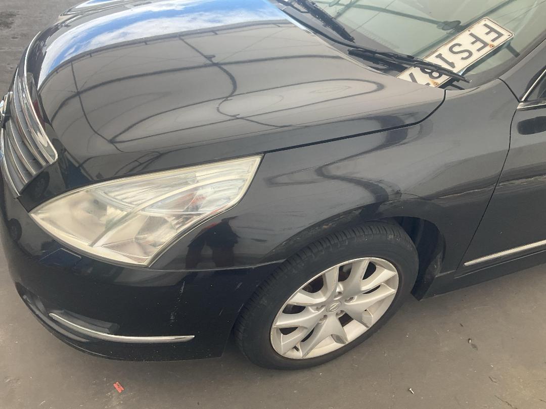 Photo '8' of Nissan Maxima 350L