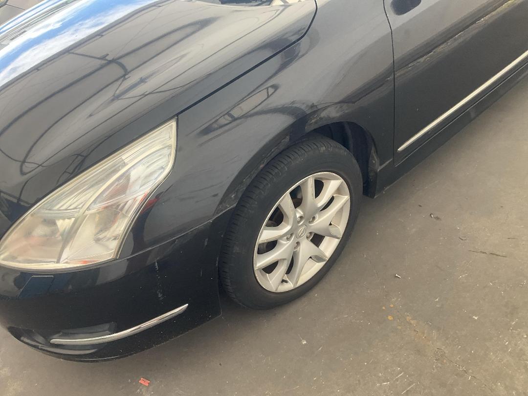 Photo '7' of Nissan Maxima 350L