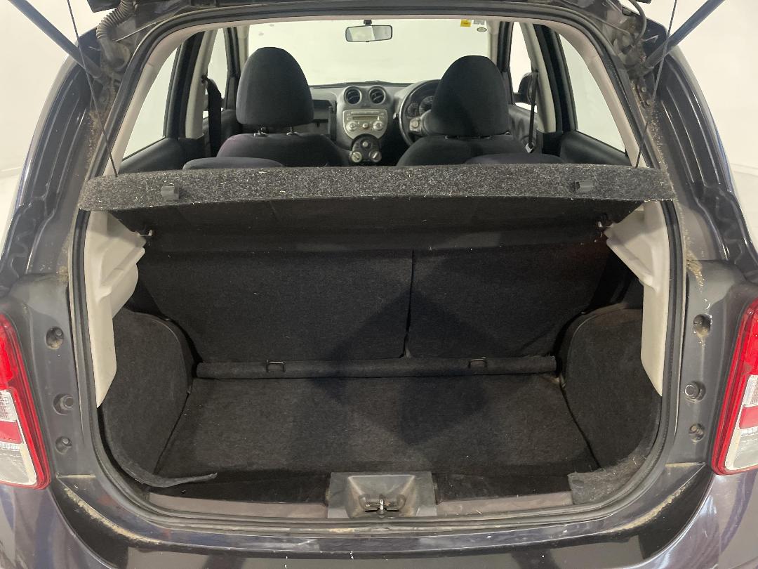 Photo '14' of Nissan Micra