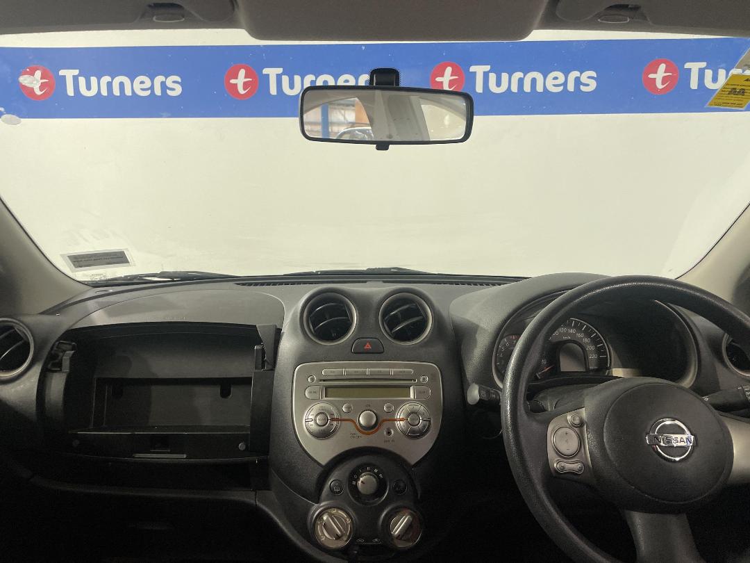 Photo '17' of Nissan Micra