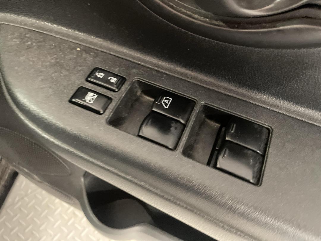 Photo '23' of Nissan Micra