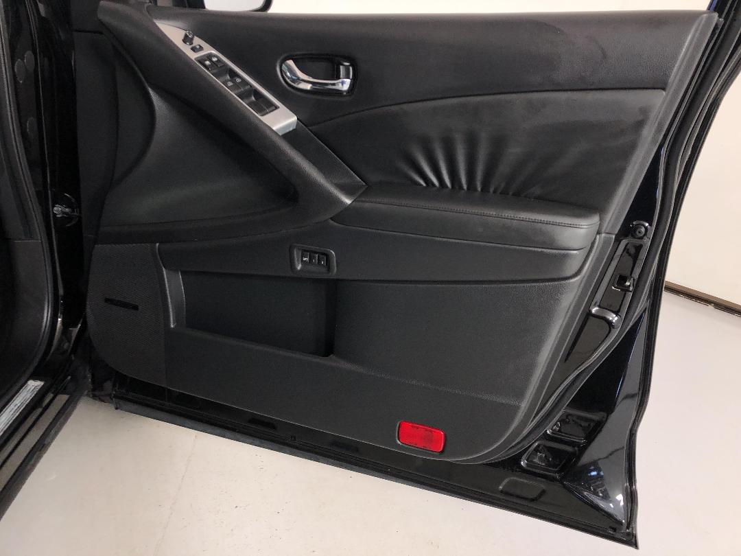 Photo '15' of Nissan Murano