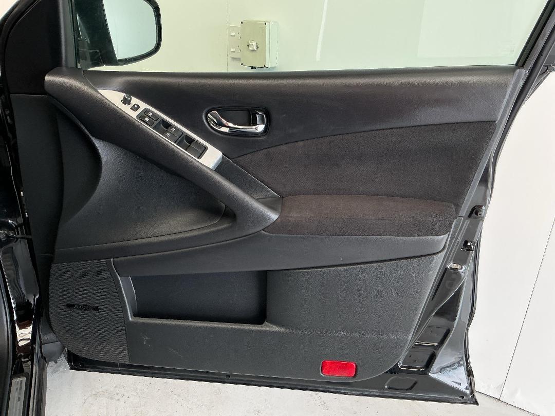 Photo '15' of Nissan Murano