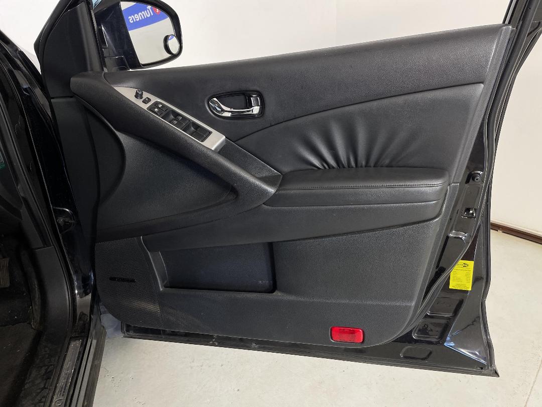 Photo '15' of Nissan Murano Photo '15' of Nissan Murano