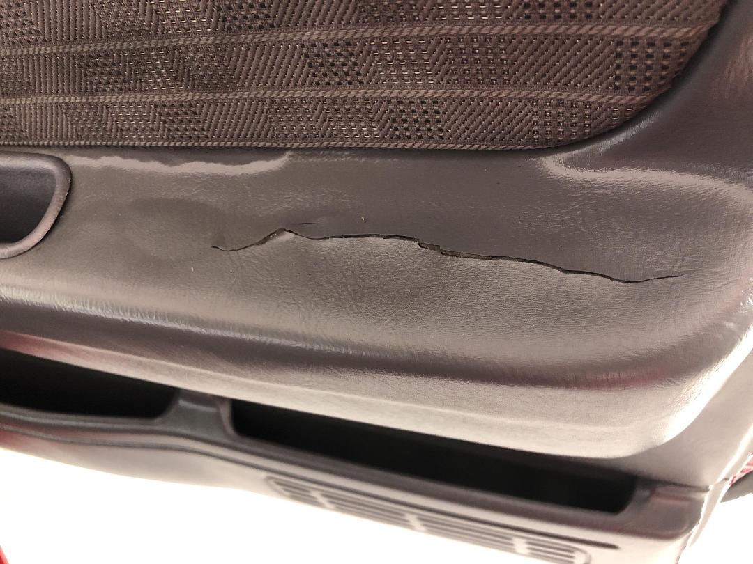 Photo '24' of Nissan Navara