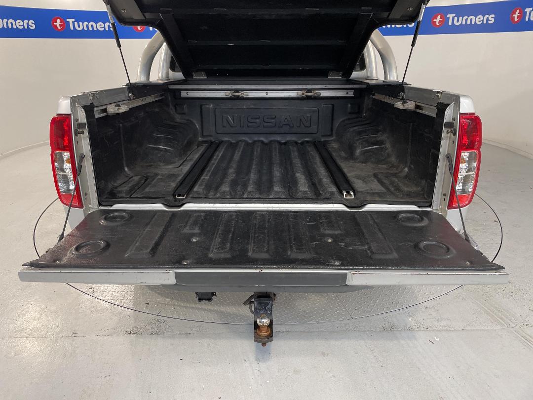 Photo '14' of Nissan Navara