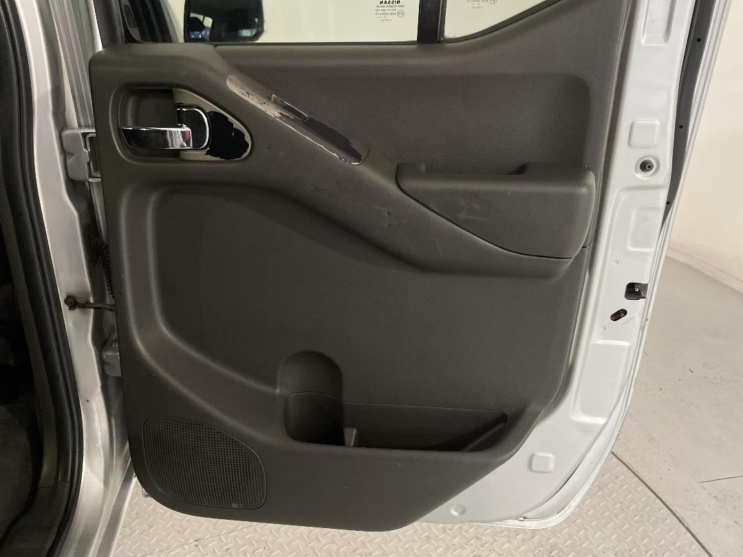 Photo '19' of Nissan Navara