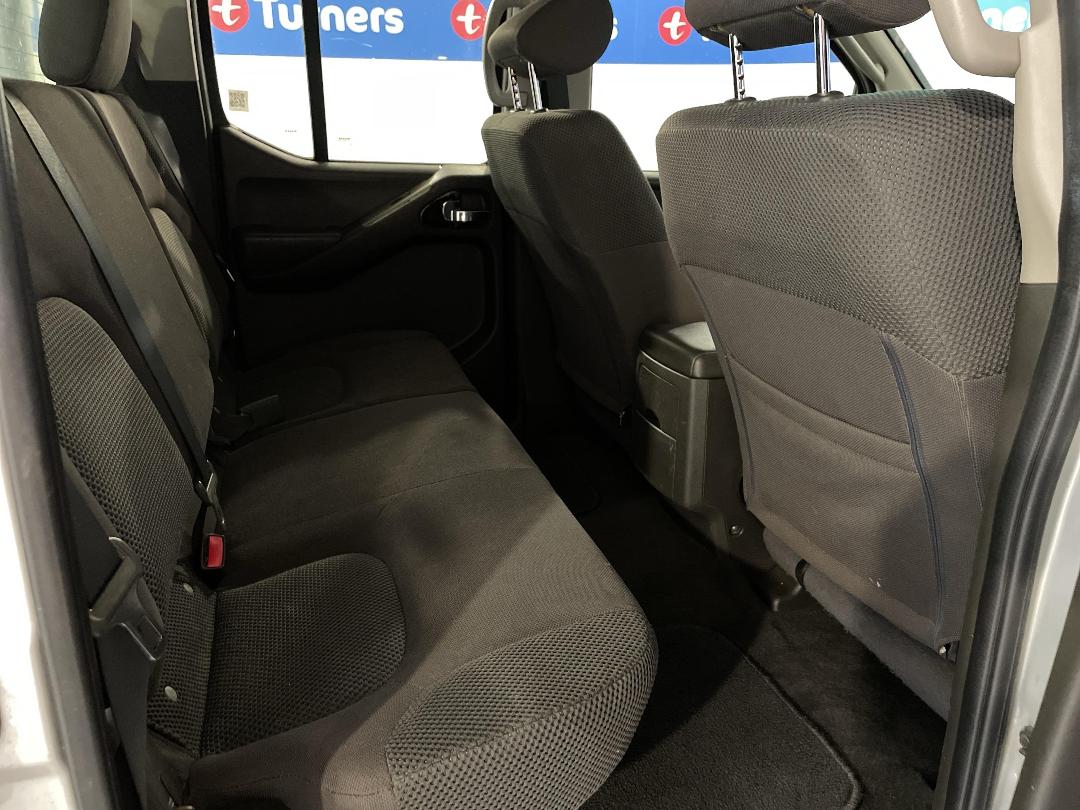 Photo '20' of Nissan Navara