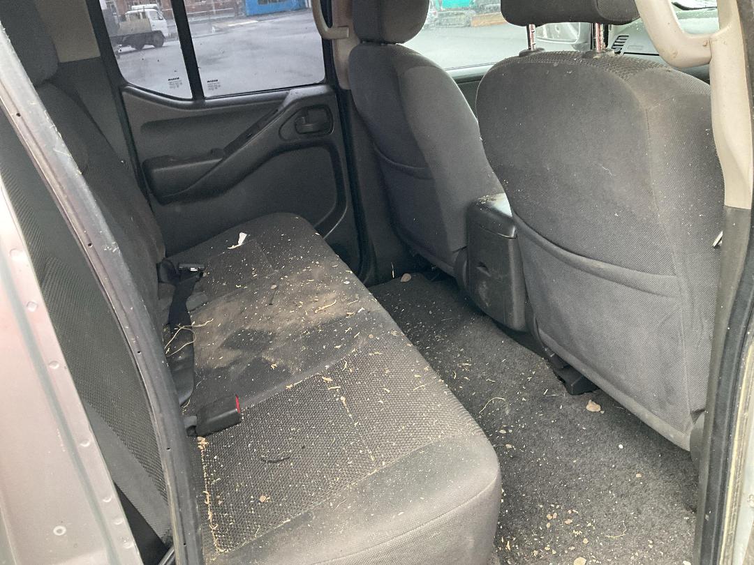 Photo '10' of Nissan Navara D/C ST