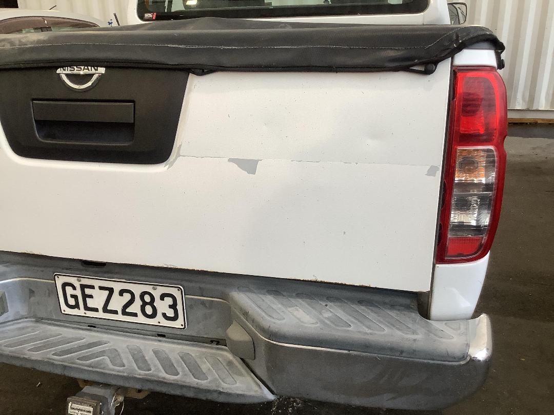 Photo '6' of Nissan Navara D/C ST