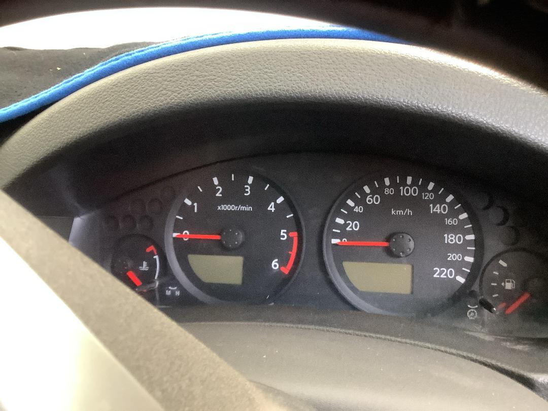 Photo '15' of Nissan Navara D/C ST