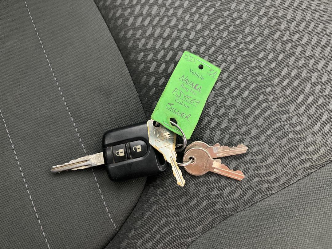 Photo '21' of Nissan Navara Photo '21' of Nissan Navara