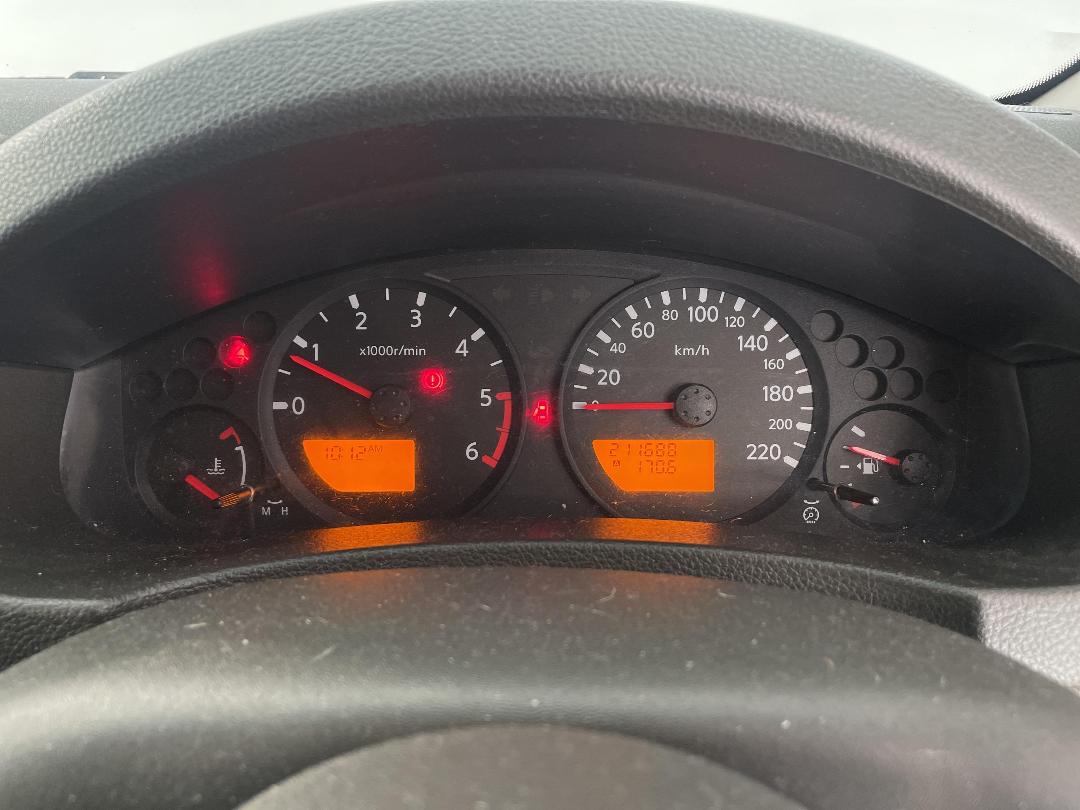 Photo '21' of Nissan Navara Photo '21' of Nissan Navara