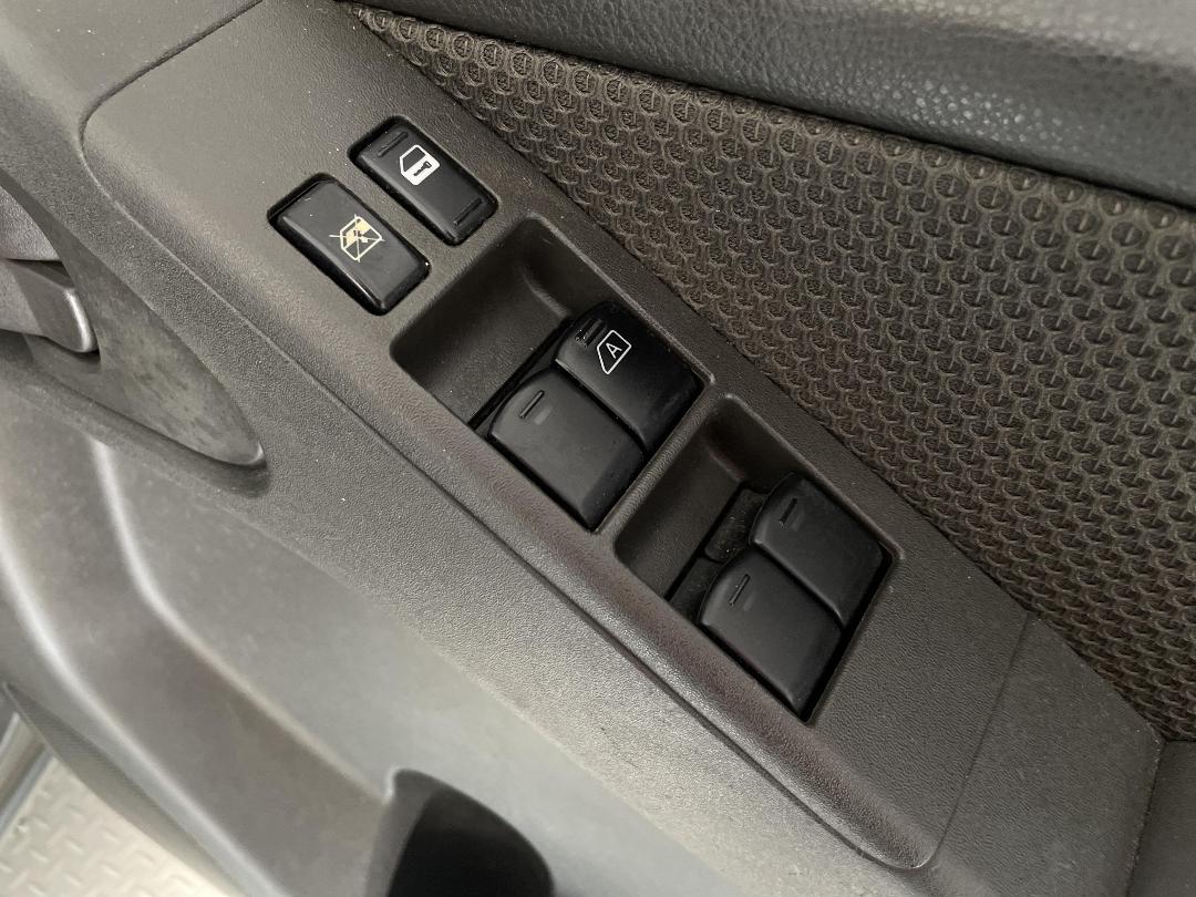 Photo '23' of Nissan Navara Photo '23' of Nissan Navara