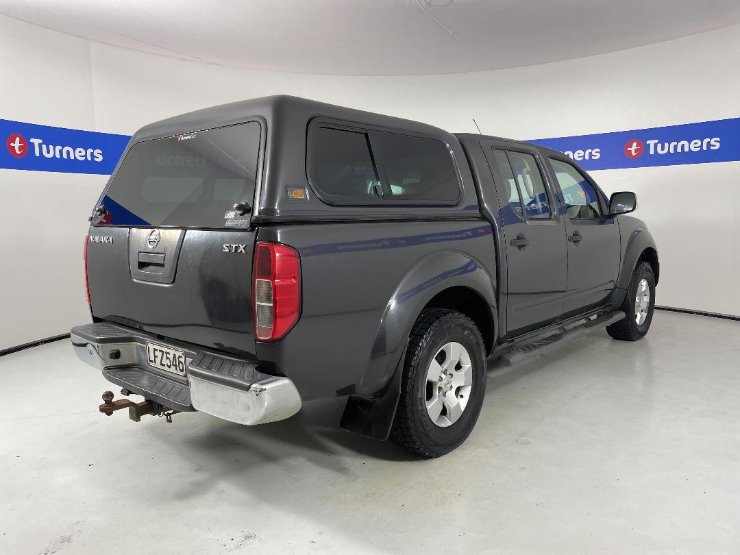 Photo '7' of Nissan Navara