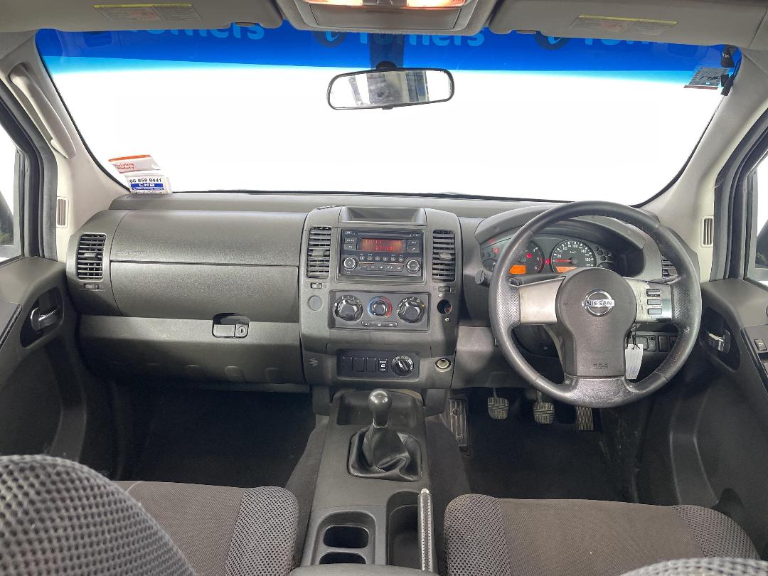 Photo '17' of Nissan Navara