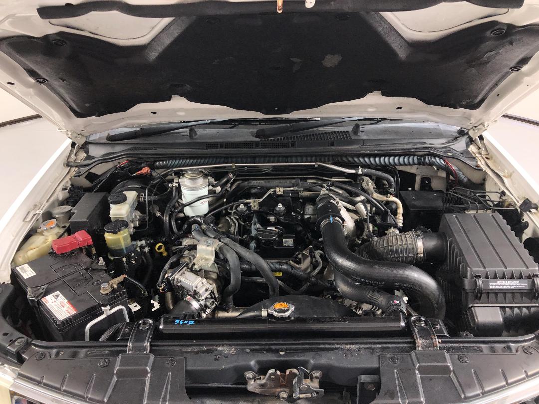 Photo '13' of Nissan Navara