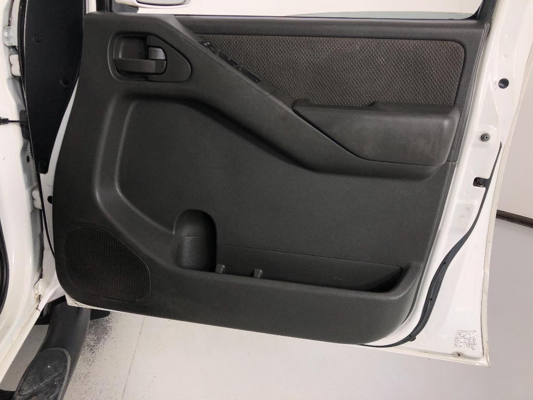 Photo '15' of Nissan Navara