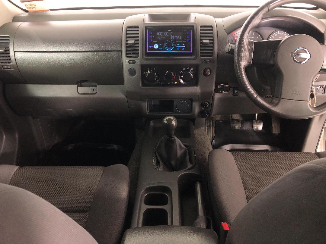 Photo '17' of Nissan Navara