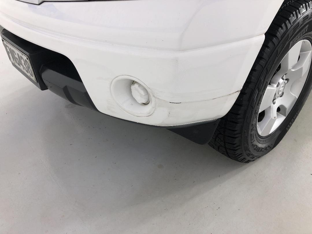 Photo '27' of Nissan Navara