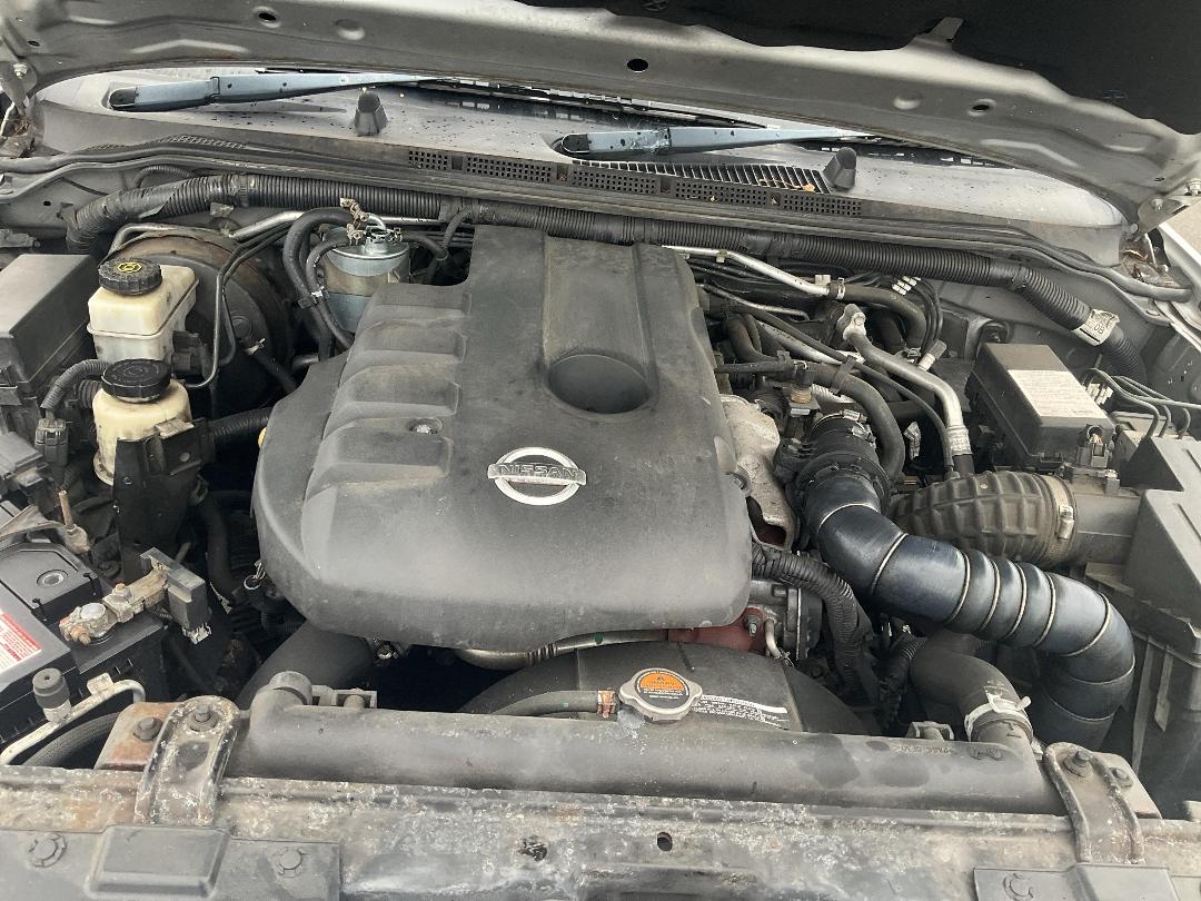 Photo '2' of Nissan Navara D/C ST-X