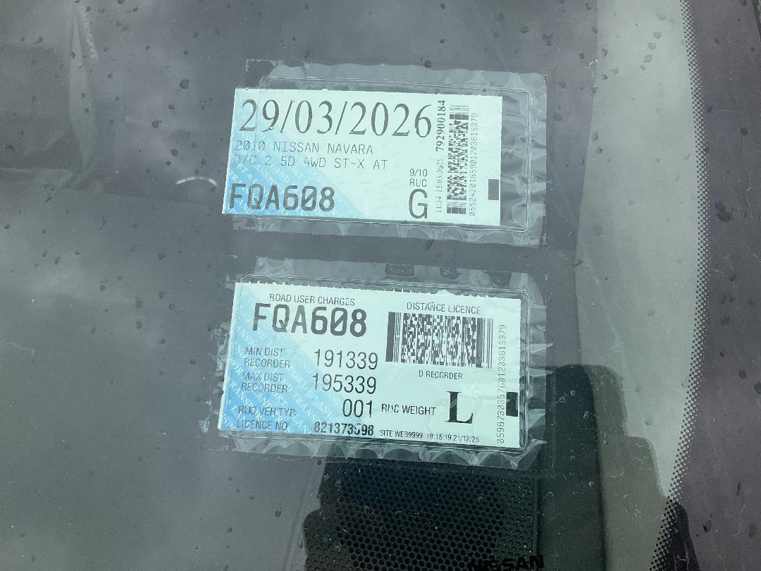 Photo '12' of Nissan Navara D/C ST-X