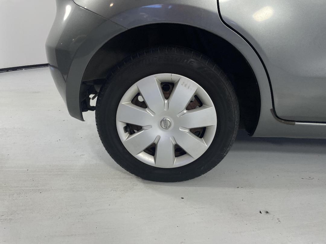 Photo '12' of Nissan Note Photo '12' of Nissan Note