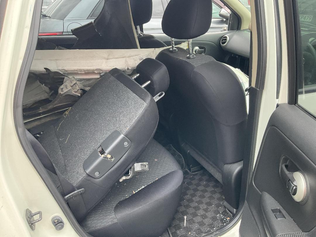 Photo '11' of Nissan Note Photo '11' of Nissan Note