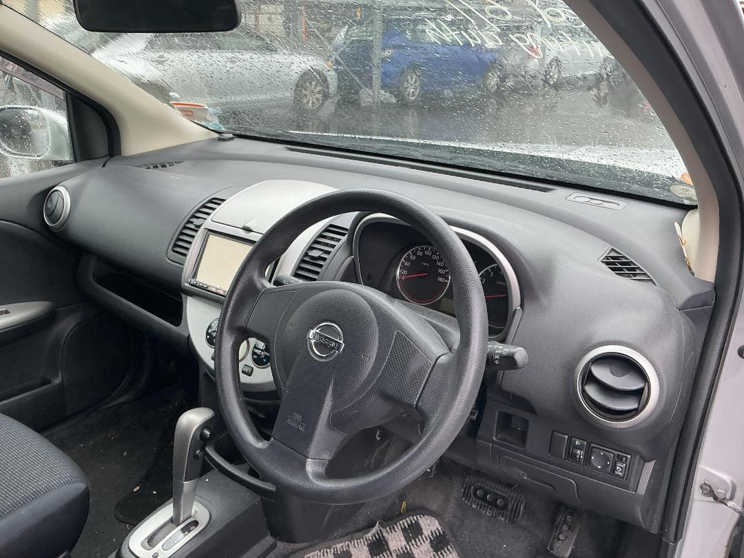 Photo '14' of Nissan Note