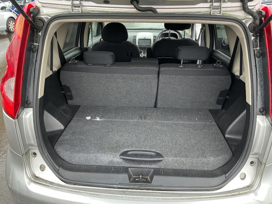 Photo '17' of Nissan Note