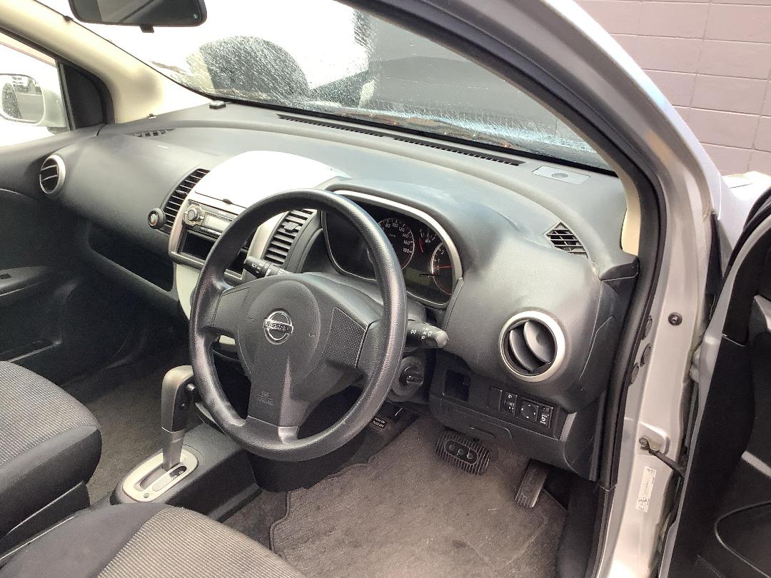 Photo '8' of Nissan Note