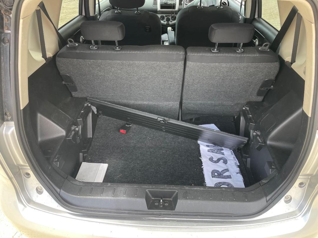 Photo '8' of Nissan Note Photo '8' of Nissan Note