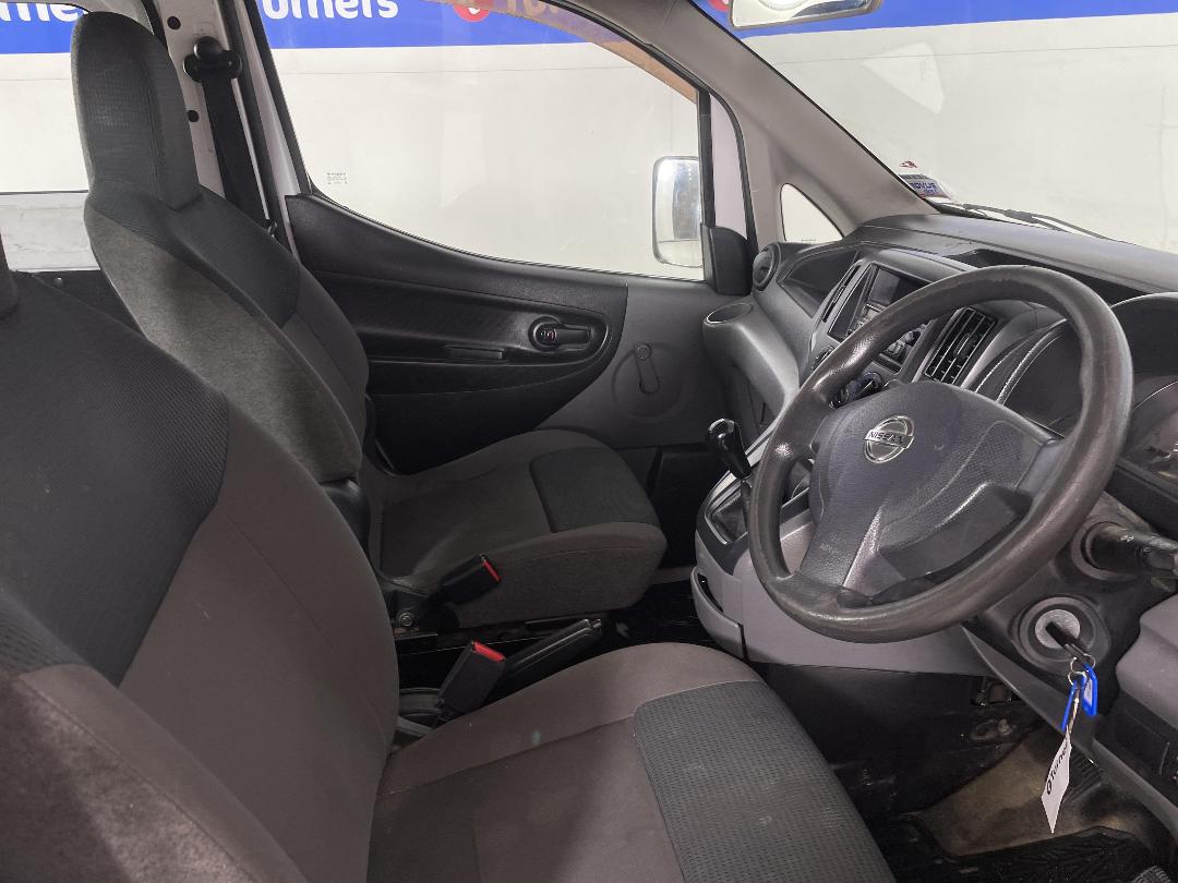 Photo '16' of Nissan NV200 Photo '16' of Nissan NV200