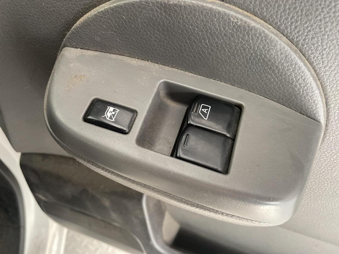 Photo '22' of Nissan NV200 Photo '22' of Nissan NV200