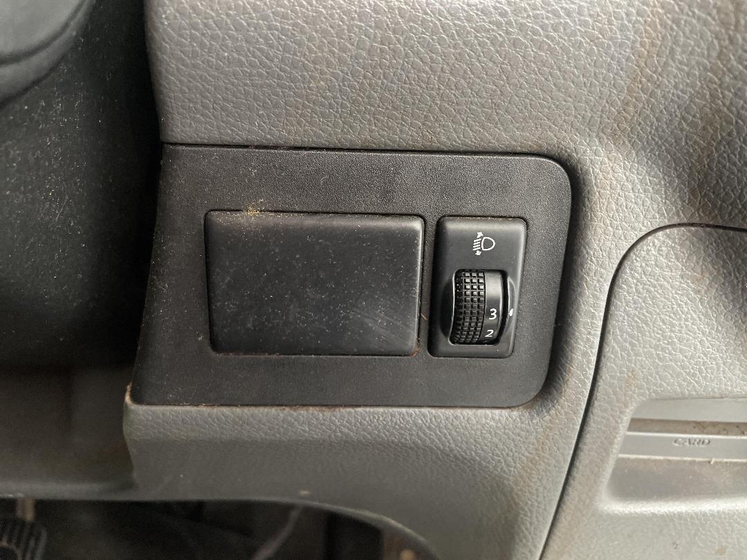 Photo '23' of Nissan NV200 Photo '23' of Nissan NV200