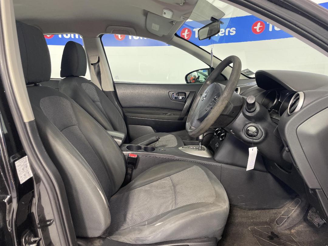 Photo '14' of Nissan Qashqai ST Photo '14' of Nissan Qashqai ST