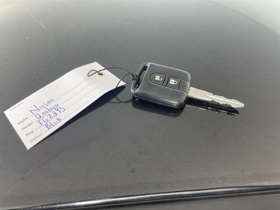 Photo '20' of Nissan Qashqai ST Photo '20' of Nissan Qashqai ST