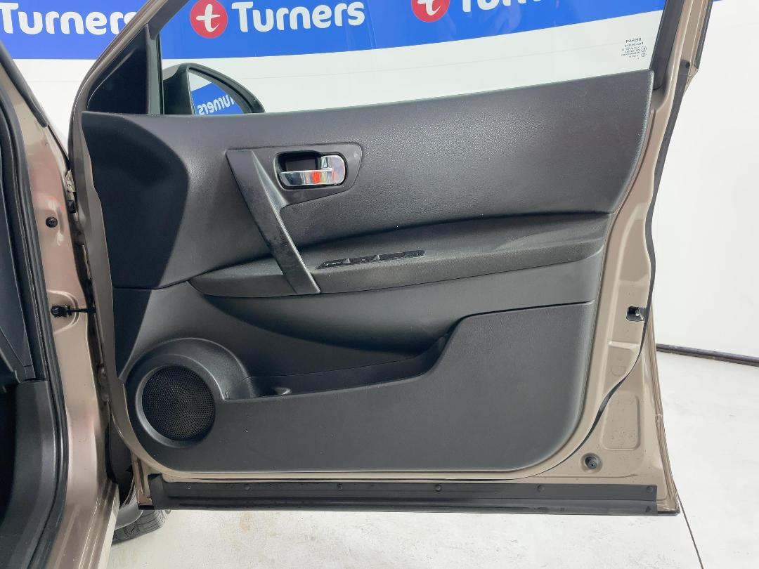 Photo '15' of Nissan Qashqai Photo '15' of Nissan Qashqai