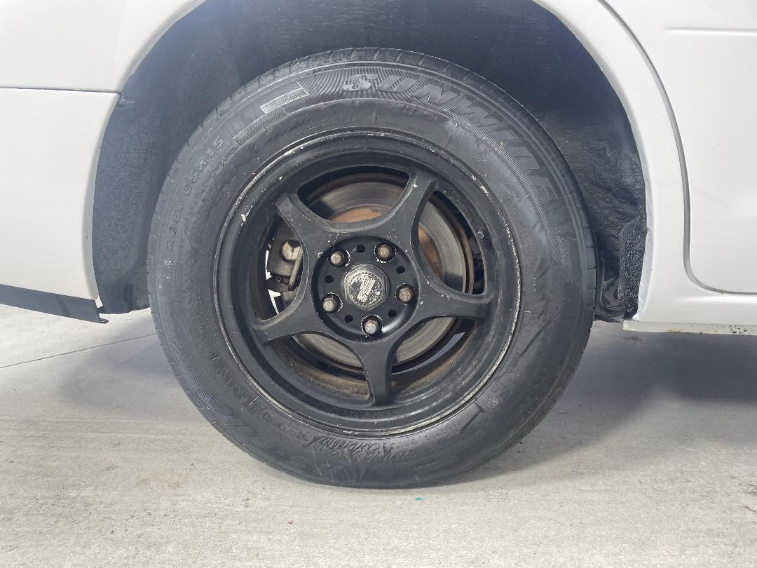 Photo '12' of Nissan Serena